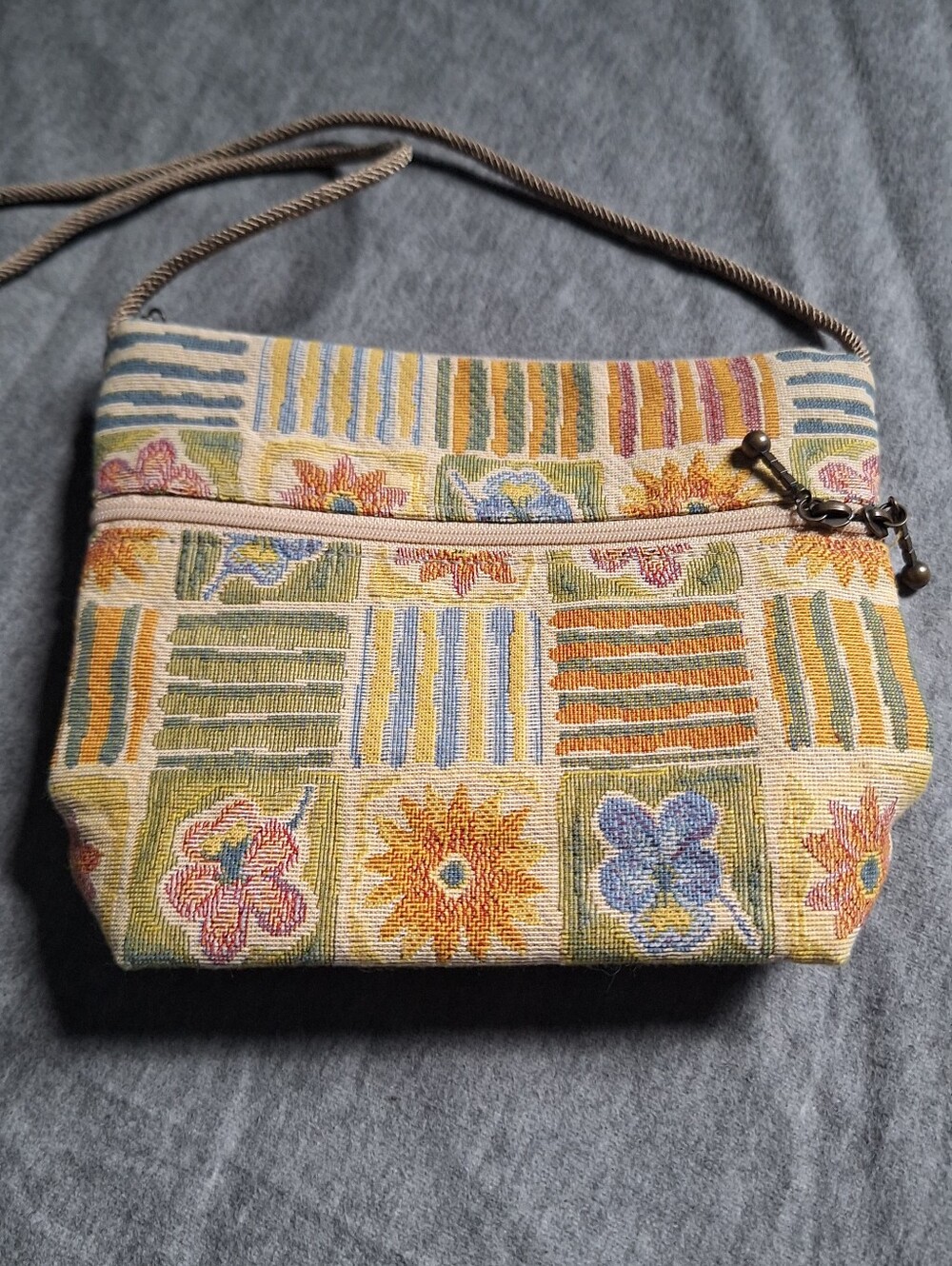 VTG Maruca Boulder Colorado Crossbody Bag